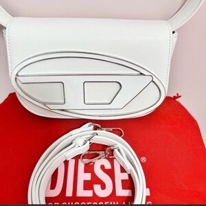 D White Crossbody Bag